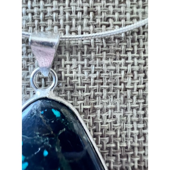 Sterling silver Omega  18” Chain & Turquoise pendent all .925 marked & Tested - Picture 4 of 9